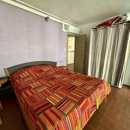 3 Pieces Avec Piscine, Balcon Et 6 Couchages, A 200m De La - - Fr-1-225-724