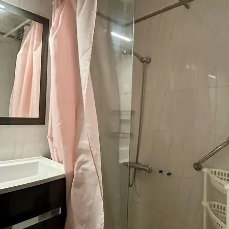 3 Pieces Avec Piscine, Balcon Et 6 Couchages, A 200m De La - - Fr-1-225-724 Apartment